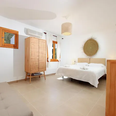 Luxury Retreat In Villa Pollenca
