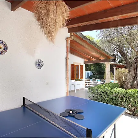 Luxury Retreat In *